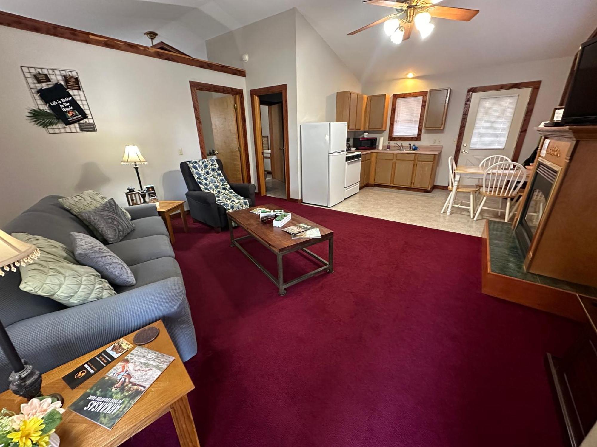 Cedar Creek Cabins Юрика Спрингс Экстерьер фото